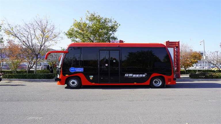 driverless buses