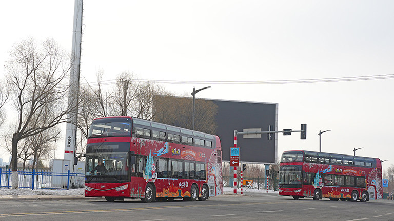 double-decker bus