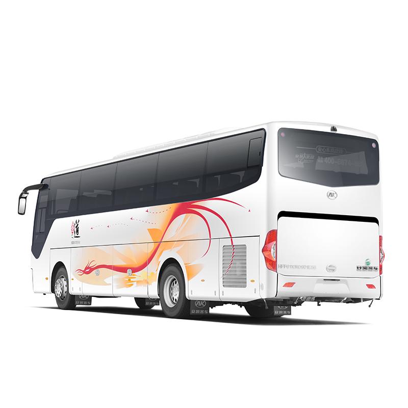 Single front windshield bus