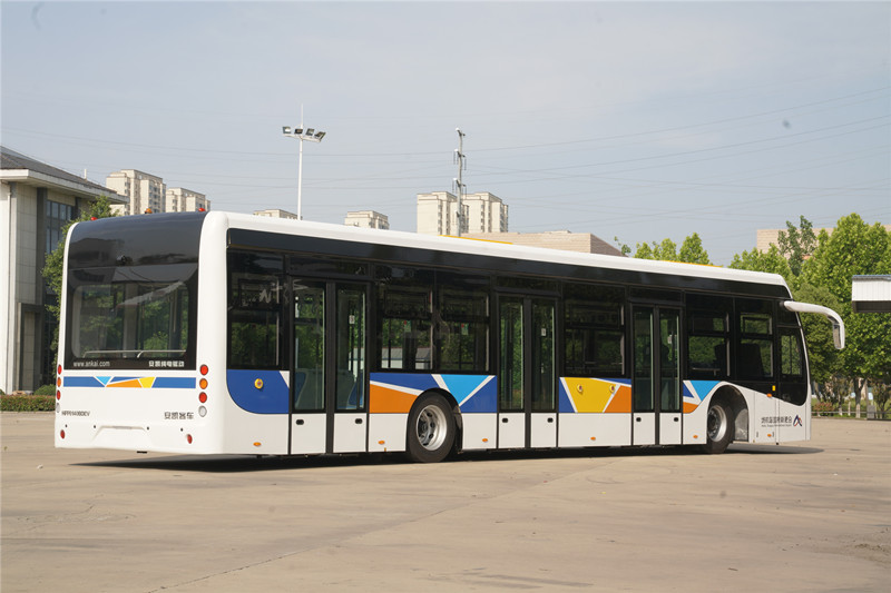 Autobús lanzadera de 8-20 plazas