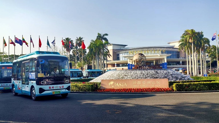 ¡La marea alta primaveral llega a Boao! Ankai Bus rinde homenaje a la Cumbre Asiática con la fabricación inteligente china.