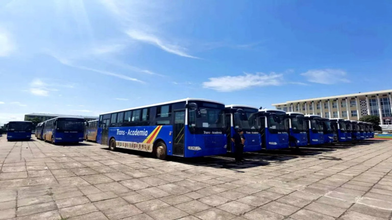 Autobuses Ankai en África