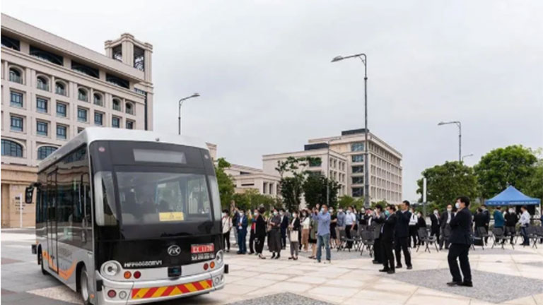  Macao primero autoconducción autobús aterrizó en la universidad de Macao, que  marca?