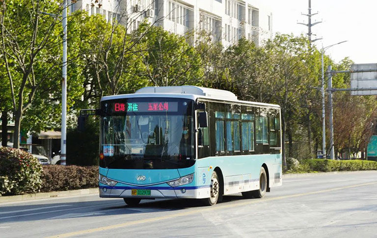 
     Los autobuses de Ankai brindan más comodidades de viaje en rutas de autobuses interprovinciales 
    